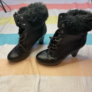 Boots size 61/2